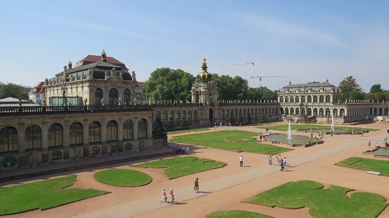 (74) Dresden - Zwinger.JPG